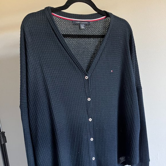 Tommy Hilfiger Waffle Knit V Neck - Picture 2 of 5